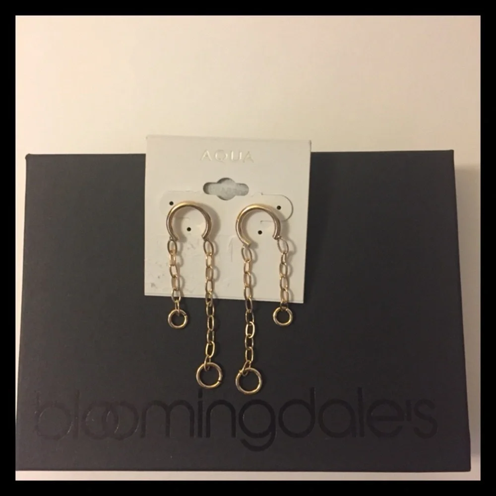 Aqua/Bloomingdales dangling earring